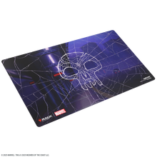 MTG Marvel's Spider-Man Playmat - Spider-Man Swamp - Tapete de Juego Magic: The Gathering